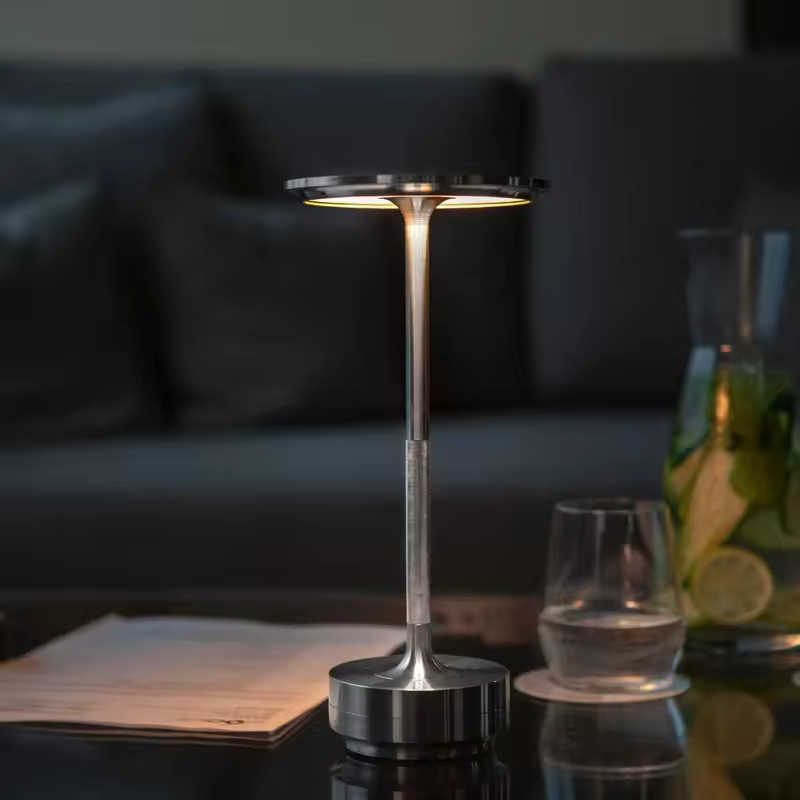 Retro Portable Touch Lamp